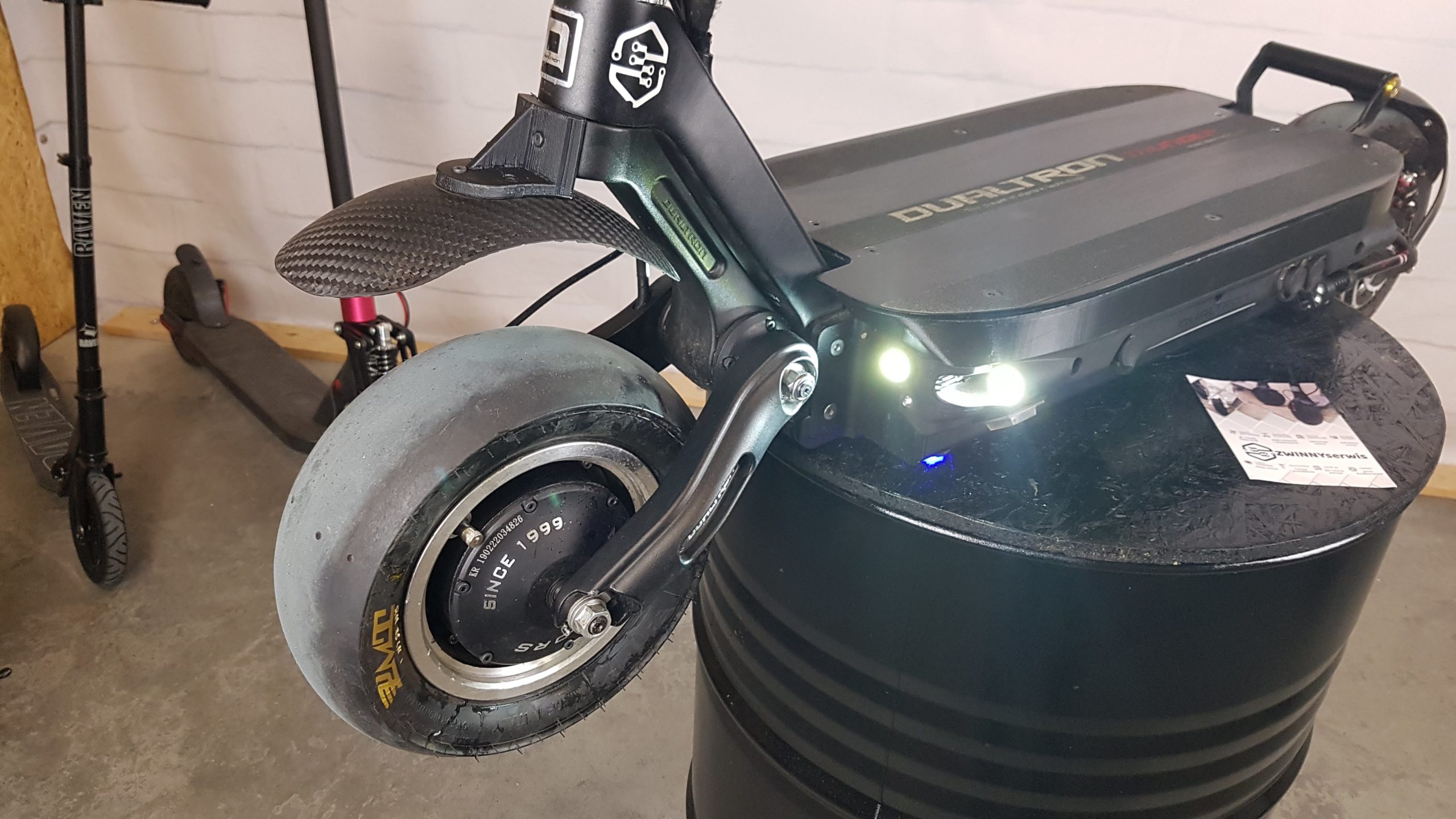 Opona 110/55 - 6,5 PMT Slick Wolf Warrior | Techlife X9 | Nami Burn-e | Dualtron Thunder | Dualtron Ultra 5 31 października, 2025 Opona 110/55 - 6,5 PMT Slick Wolf Warrior | Techlife X9 | Nami Burn-e | Dualtron Thunder | Dualtron Ultra - obrazek 3